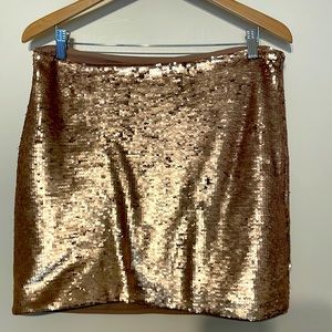 Banana Republic size 10 gold sequined mini skirt